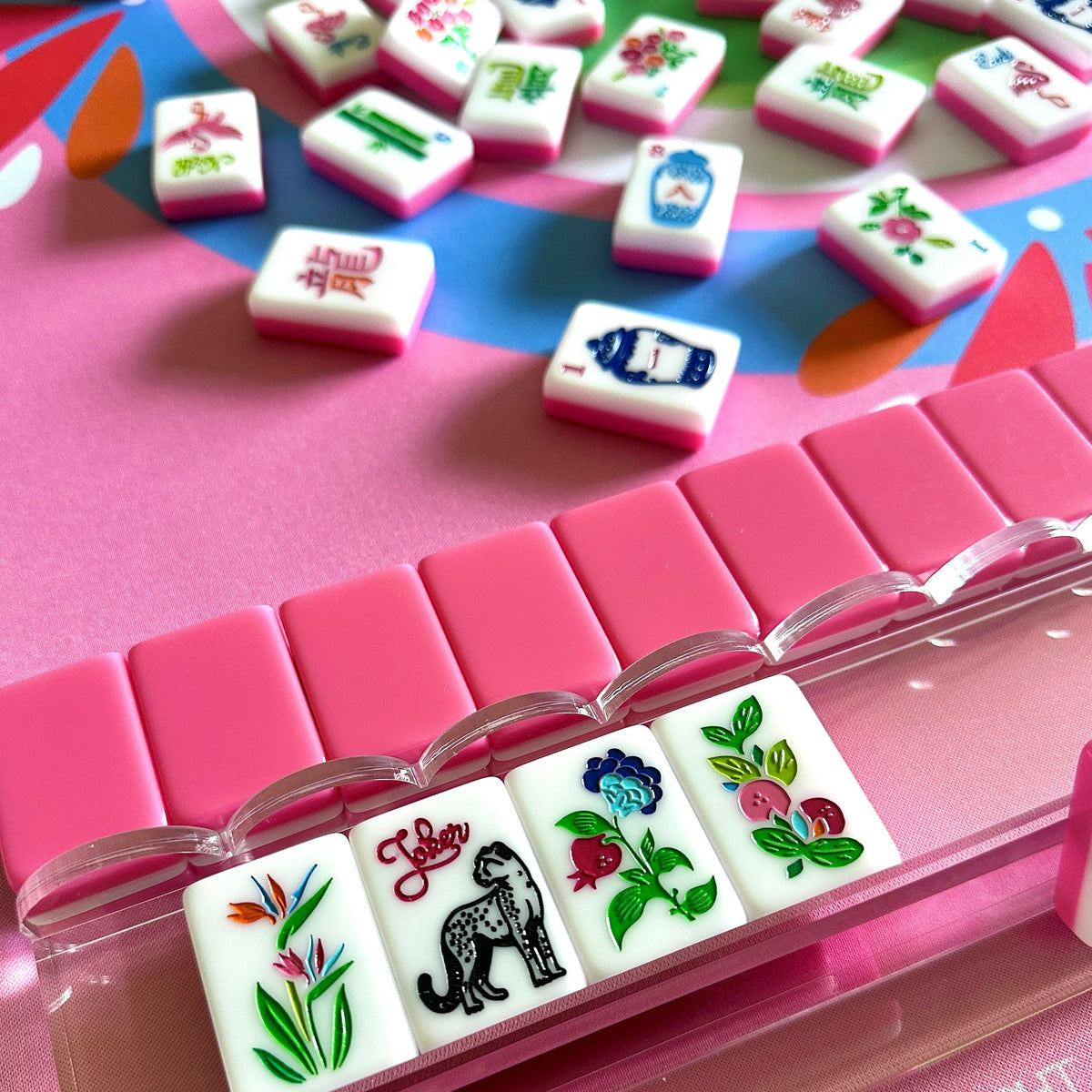 Scallop Acrylic Mahjong Racks